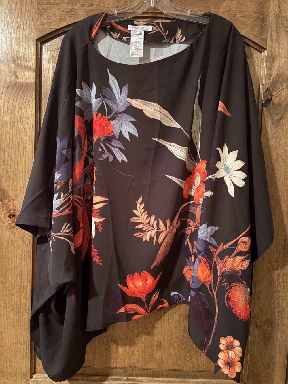 Gorgeous Chico's lightweight poncho top in beautiful fall colors. Like new L/XL